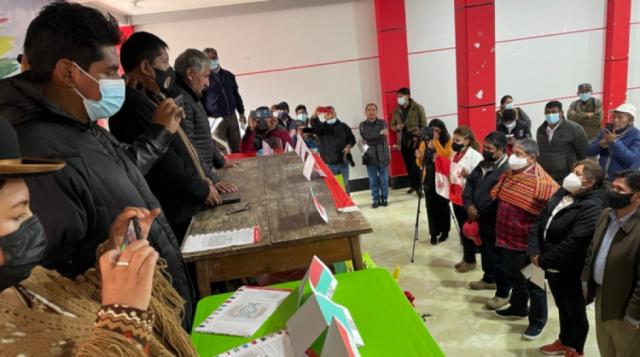 Exdirigentes conforman una Asamblea Nacional Deliberante para impulsar la democracia directa