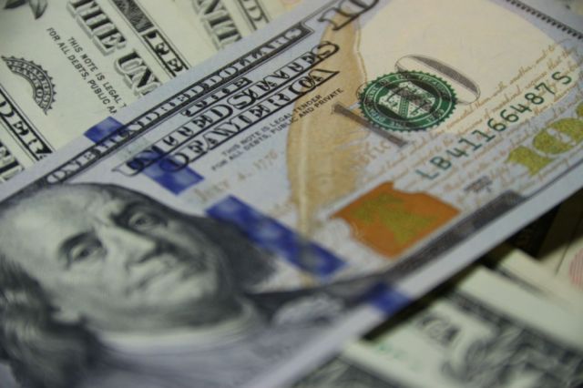 EEUU reporta déficit comercial récord en 2021