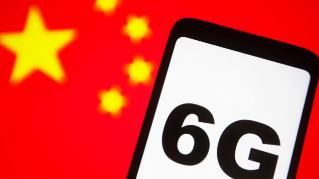 "El inicio de una revolución": Investigadores chinos transmiten un terabyte de datos a lo largo de un kilómetro en un segundo