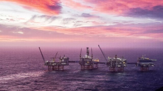 El precio del crudo WTI supera los 115 dólares por barril por primera vez en más de una década