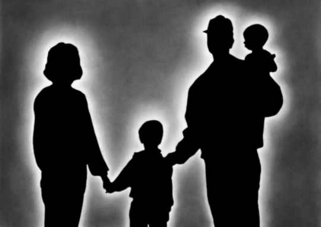 ¿Qué papel juega el padre en el vínculo afectivo futuro de su hija?