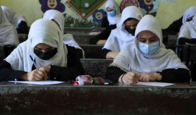 Escuelas reabrirán puertas a niñas en Afganistán