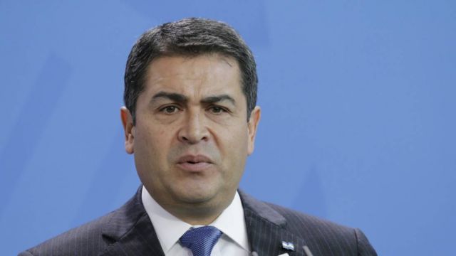 Ratifican extradición de expresidente de Honduras a EEUU