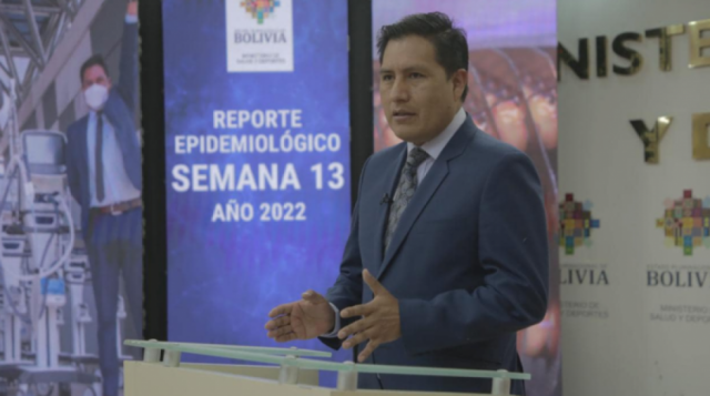 Gobierno anuncia creación de 2.340 ítems en salud y diálogo para frenar la protesta de médicos