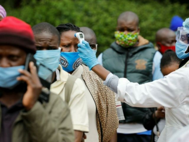La OMS estima que el 65 % de la población de África se ha infectado con el covid-19