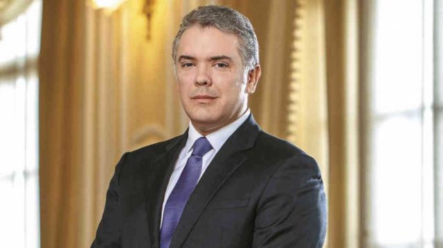 Duque defiende operativo que dejó 11 muertos