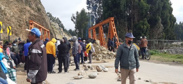 Paro en Perú por constituyente y contra Parlamento