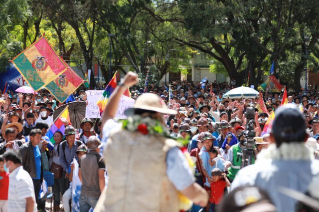 Oruro: Presidente celebra el Día del Trabajo junto a los obreros bolivianos en marcha de conmemoración