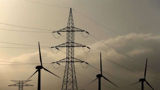 Lituania suspende los suministros de electricidad rusa