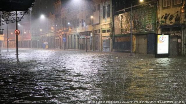 Lluvias en Brasil dejan unos 34 fallecidos 