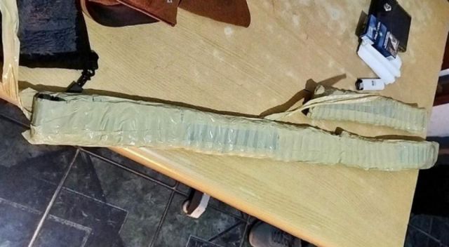 Detienen en Argentina a un boliviano que llevaba cápsulas con cocaína ocultas en una faja