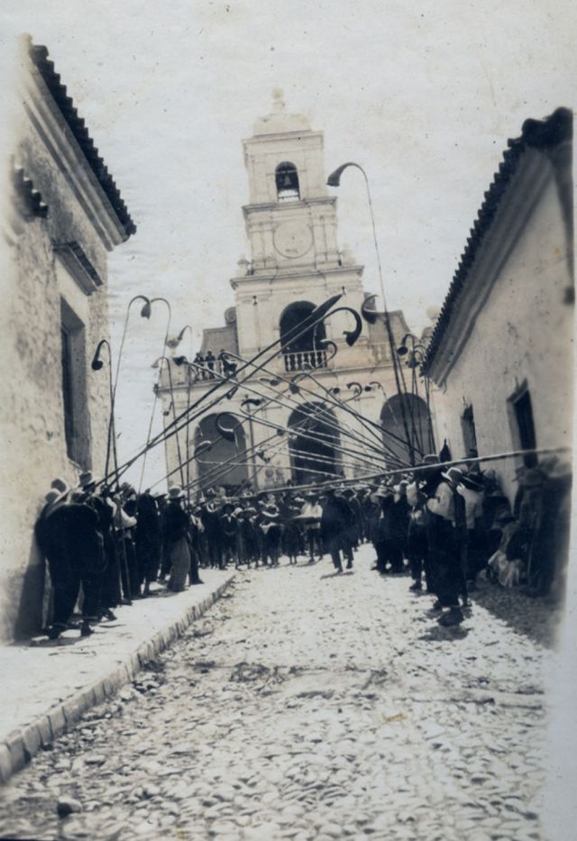 Del libro ¨Estampas de Tarija¨ 1574 - 1974 