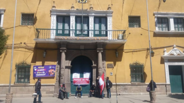 Denuncian red de corrupción en la Alcaldía de Potosí que negociaba la adjudicación de proyectos