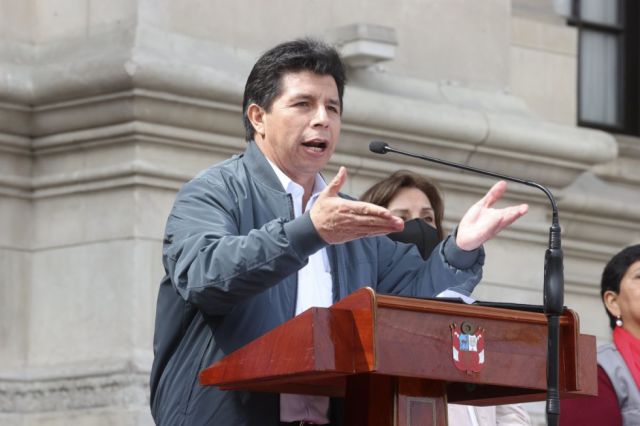 Castillo desiste de declarar ante comisión investigadora