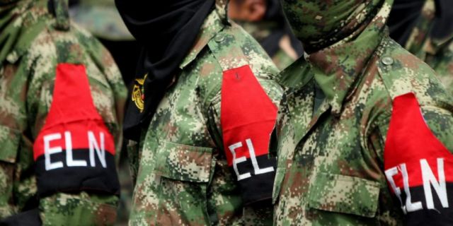 Petro propone al ELN un alto el fuego bilateral