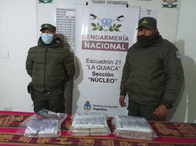 Detienen a boliviano con más de 9 kilos de cocaína entre sus pertenencias