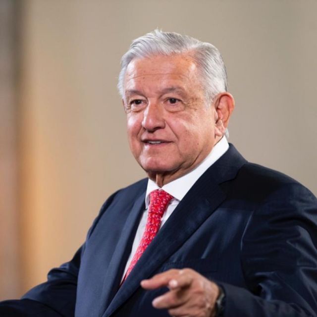 AMLO celebra reanudación de las obras del Tren Maya