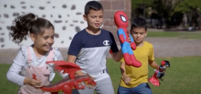 Los juguetes sexistas perpetúan roles y disuaden el potencial de niños y niñas