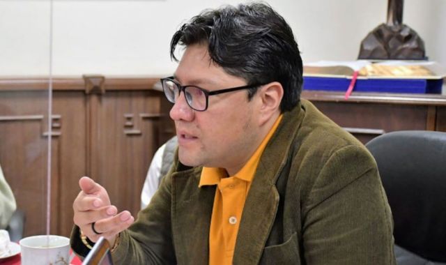 Denuncian sentencia:  favorece a  destituidos