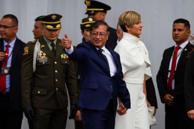 Los diez compromisos de Petro con los colombianos