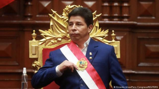 Allanan residencia del presidente de Perú en busca de su cuñada
