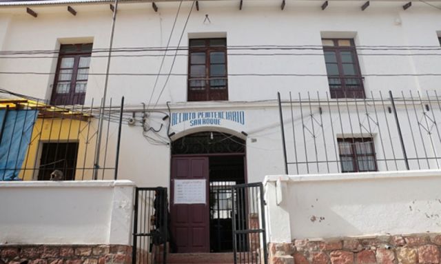 Una mujer muere tras sufrir una agresión sexual en la cárcel de San Roque
