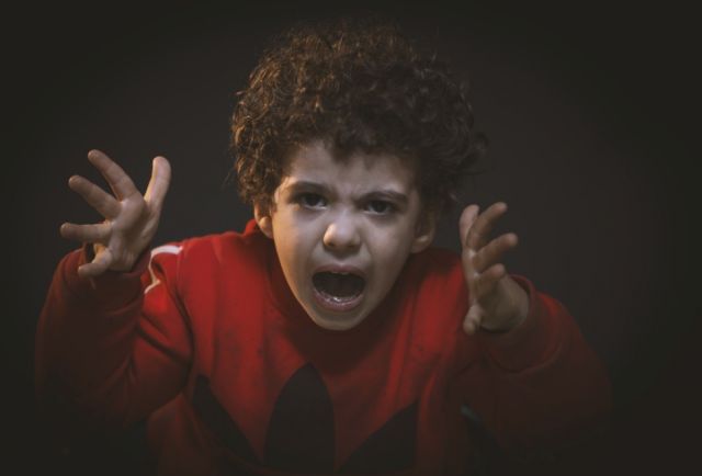 Síndrome del emperador: retrato del niño tirano