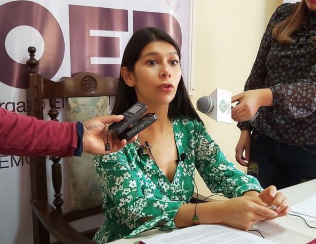 Declaran a Nataly Vargas en rebeldía y fija arraigo nacional 