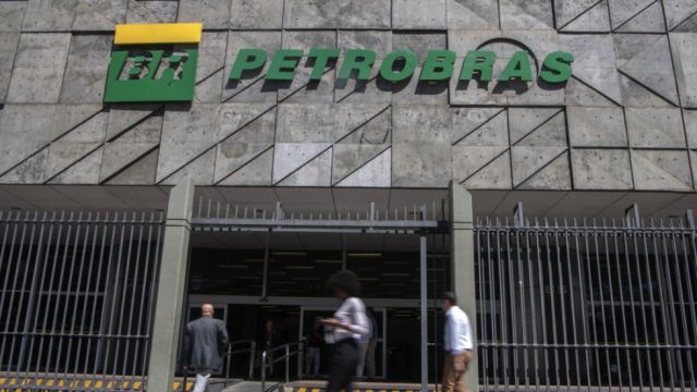 Petrobras podría ser privatizada en 2023