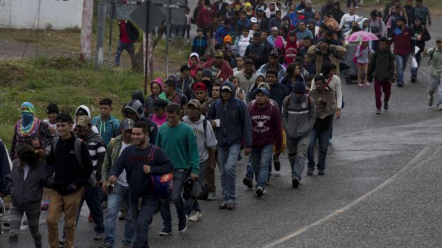 Nueva caravana de migrantes marcha hacia EEUU