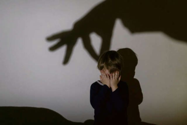 Un sujeto quiso pagar a un niño para tener relaciones sexuales 