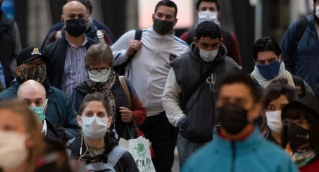 OMS pide no relajar medidas contra Covid y viruela símica