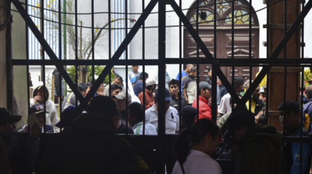 Diputado pide aumentar control en cárceles con escáner corporal, canes y efectivos antidroga