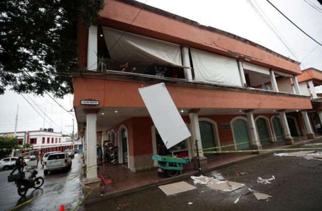 Más de 200 edificios dañados por sismo en México que dejó dos muertos