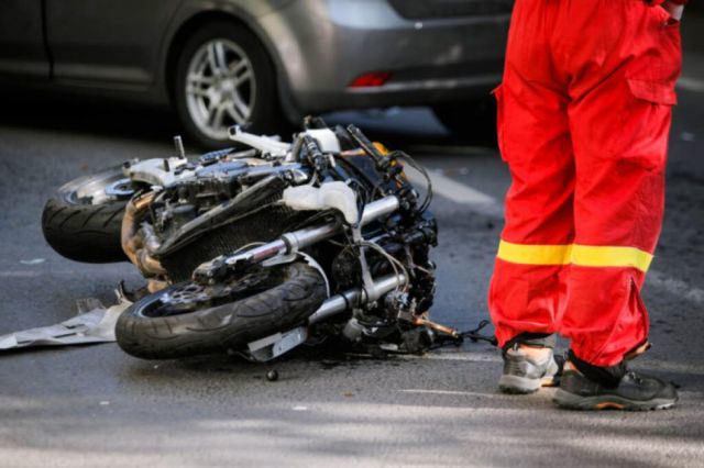 Tarija: Una mujer murió al caer de la moto, no tenía casco