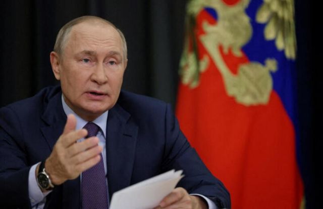 Putin firma tratados de incorporación de nuevas regiones