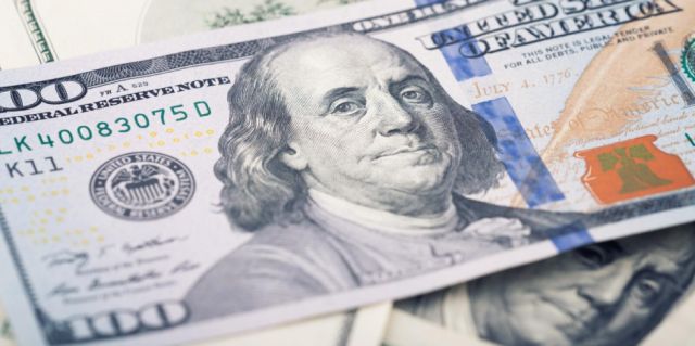 Dólar reporta valor récord respecto al yen