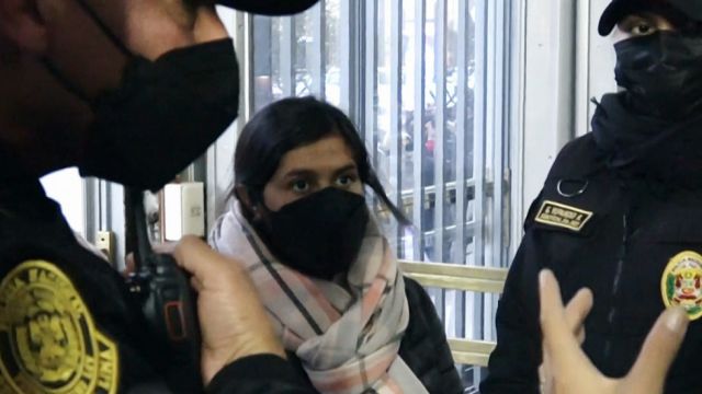 Revocan prisión preventiva contra cuñada de Castillo