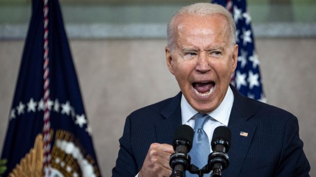 La aprobación de Joe Biden cae al 40%