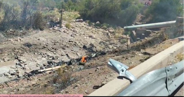 Un fallecido y un herido tras embarrancamiento de cisterna en Camargo