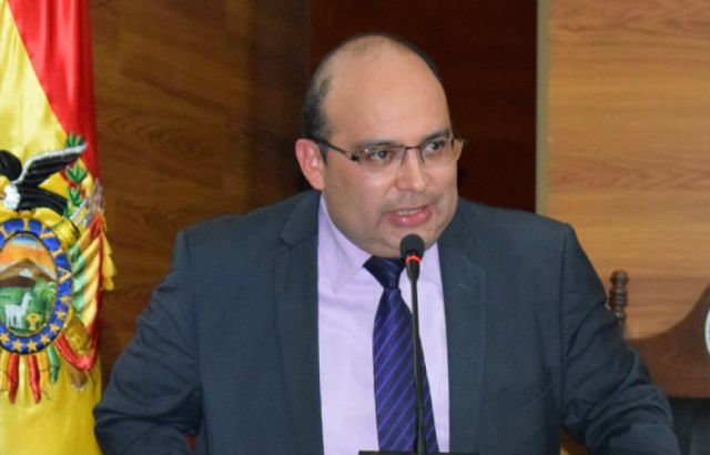 Reeligen a Paul Franco como presidente del TCP