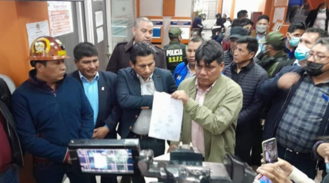 Fiscalía rechaza denuncia de "evistas" contra "luchistas" por la designación de Jerges Mercado