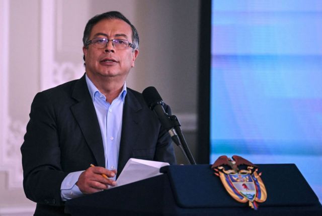 Gustavo Petro ordena reubicar familias afectadas por lluvias