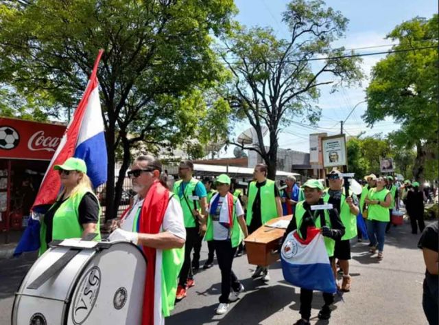 Marcha pide fin de la corrupción en Paraguay
