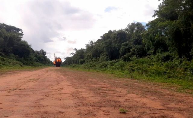 Fuerza antidroga destruye una pista clandestina en el parque Noel Kempff
