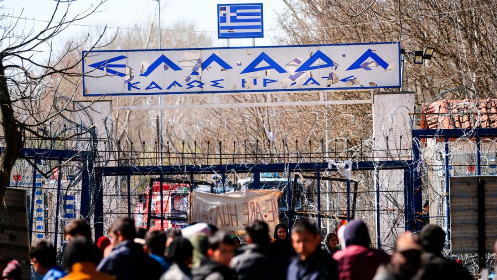 Grecia prevé construir muro en la frontera con Turquía