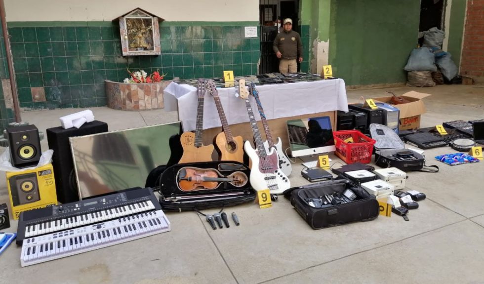 Policía captura a receptora de objetos robados en El Alto