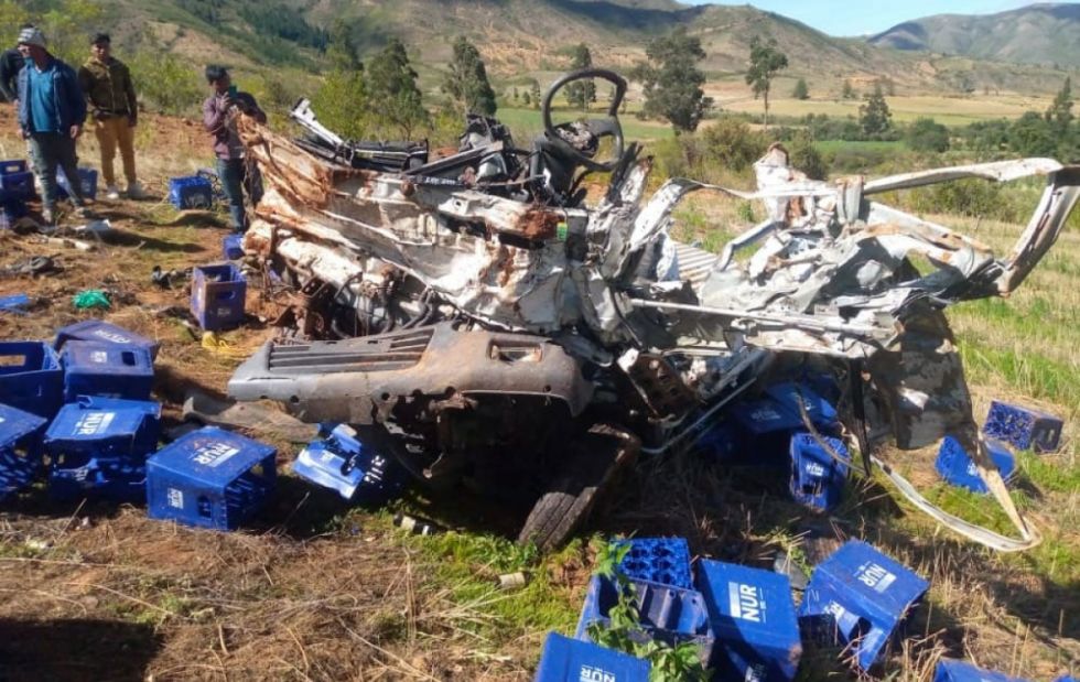 Accidente deja cuatro muertos en la carretera antigua Cochabamba-Santa Cruz
