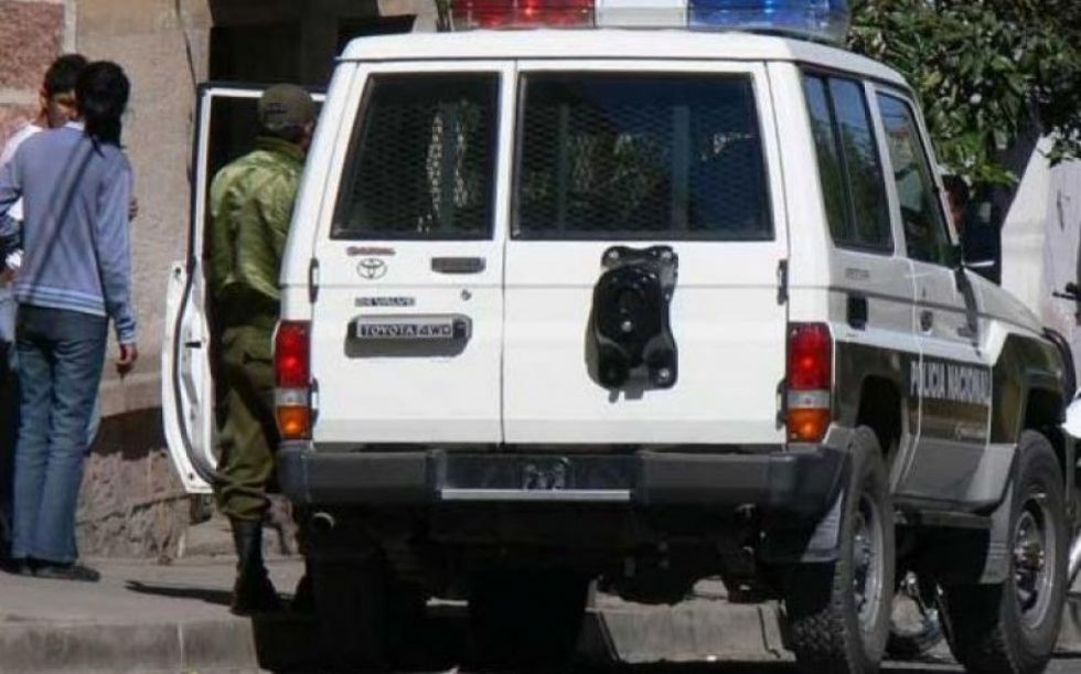 Hallan el cuerpo de un joven en el baño de su casa, presumen que cayó accidentalmente 