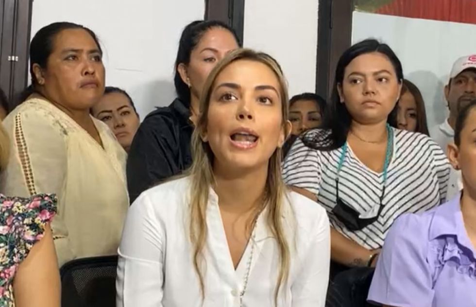 Indignada, la esposa de Camacho acusa al Gobierno de grabar su intimidad y la de su familia